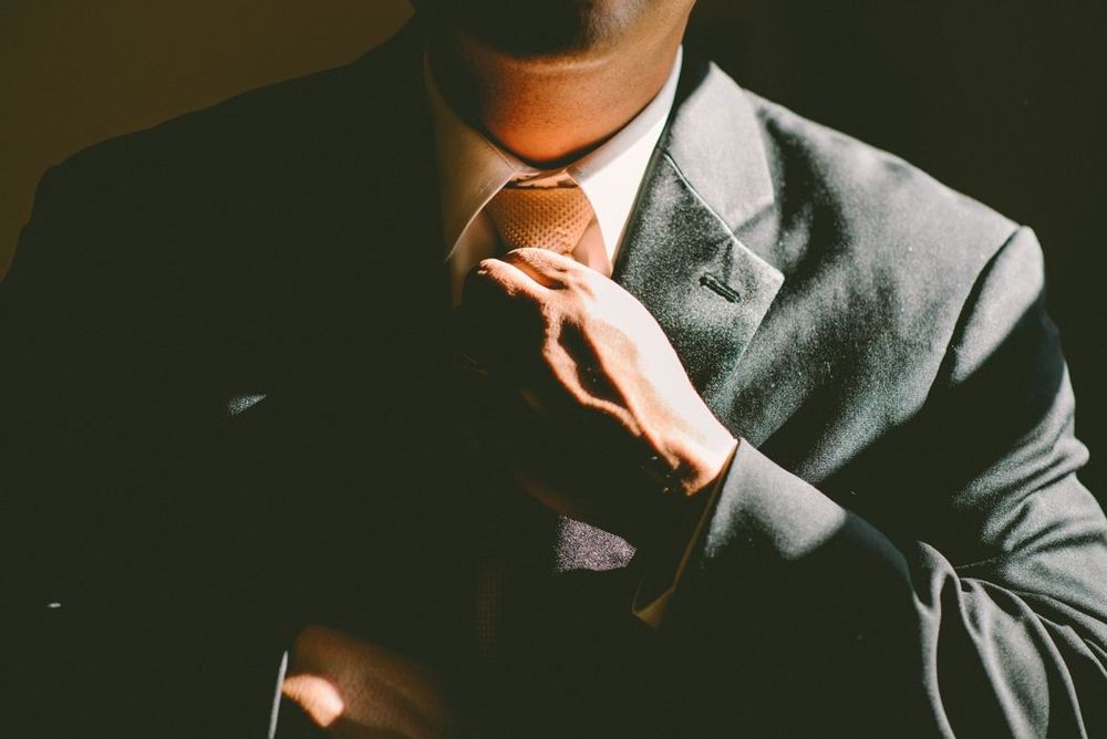 Can Mediators Dress For Success?